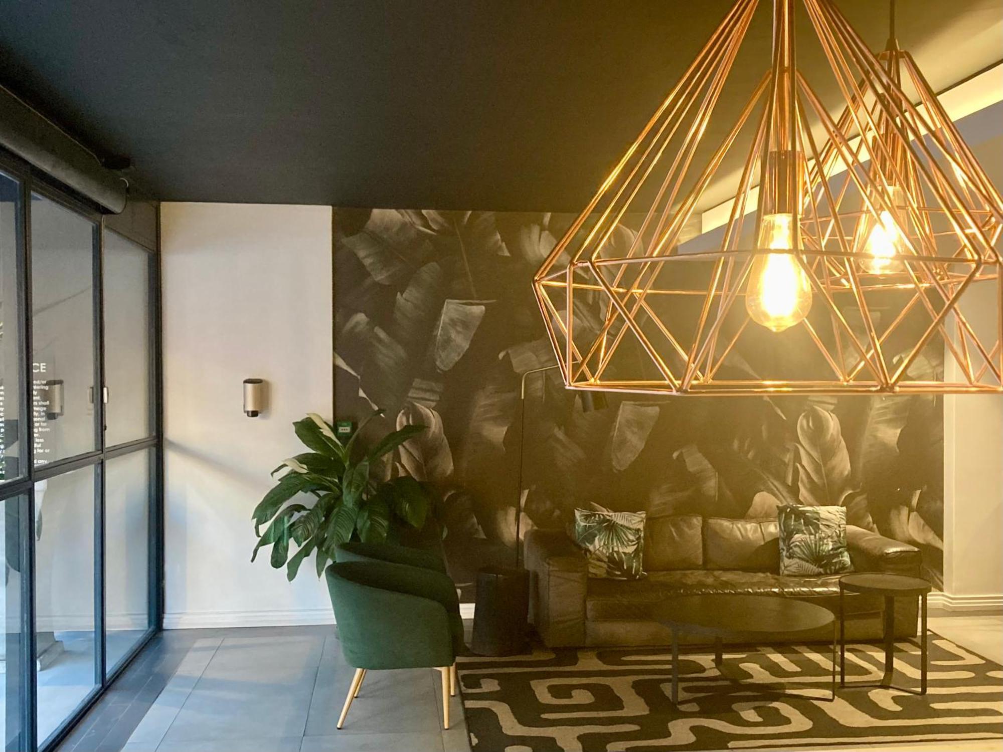 Sunny With Pool&terrace At The Docklands Appartement