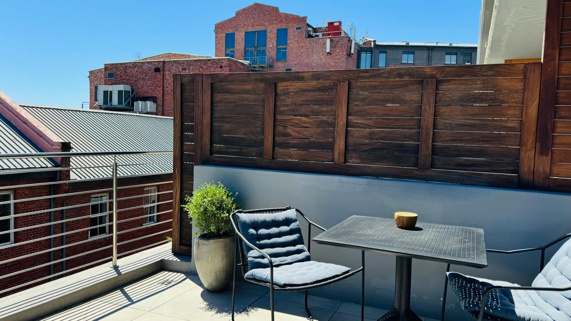 Appartement Sunny With Pool&terrace At The Docklands Le Cap